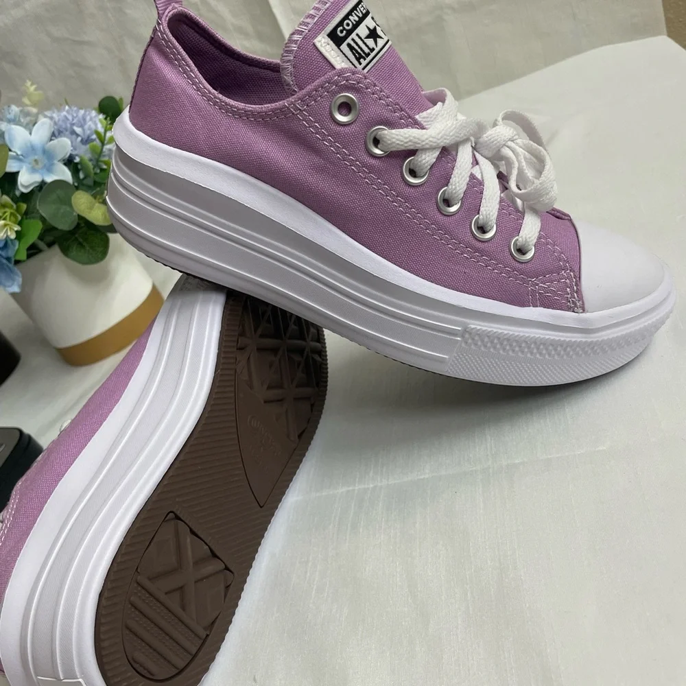 Converse ® Chuck Taylor All Star®  Move Ox - Canvas Big Girls Size US 5